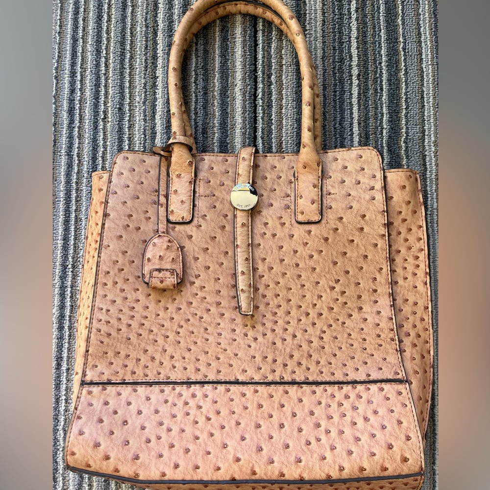 Vintage brown camel ostrich large tote or handbag by London Fog.